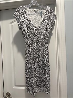 Boden v-neck cotton dress